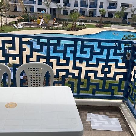 Appartement De Luxe Avec Piscine A 5 Min De La Plage Martil Exterior foto