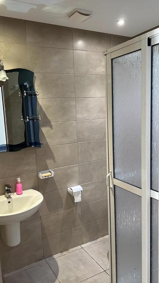 Appartement De Luxe Avec Piscine A 5 Min De La Plage Martil Exterior foto